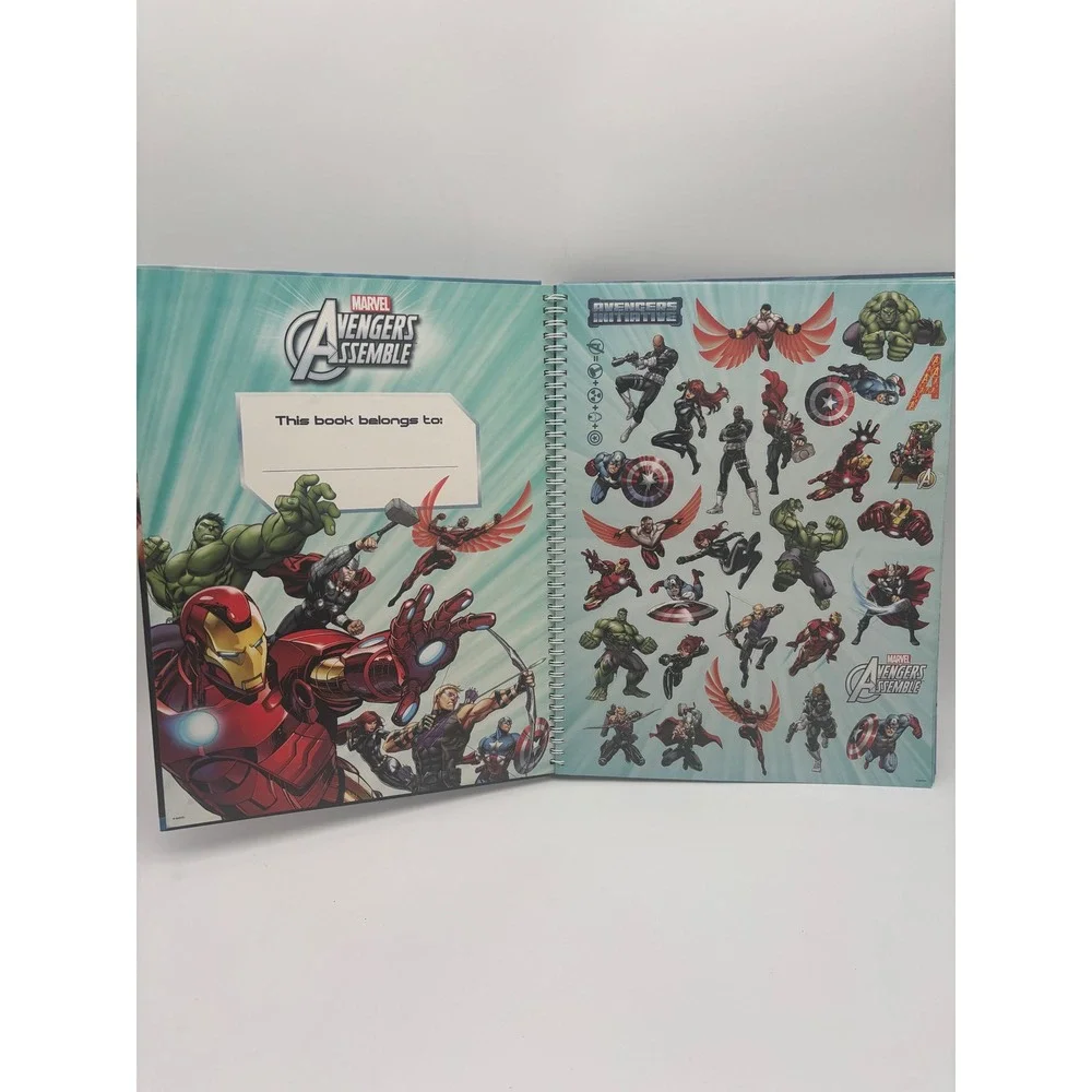 Marvel Avengers Assemble‎ Activity Book 1030+ Stickers Decals Play Scenes